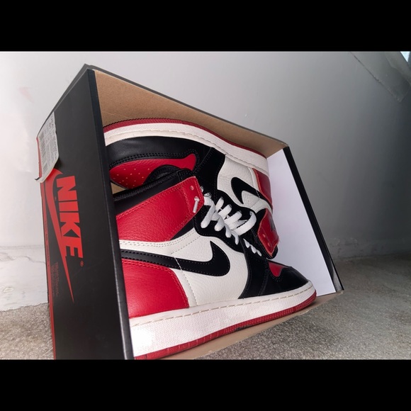 Air Jordan 1 Retro High Bred Toe - Picture 5 of 6